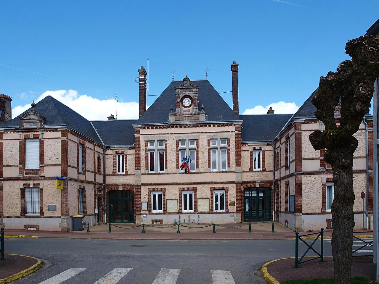 Sainville (Eure-et-Loir, France) ; mairie
